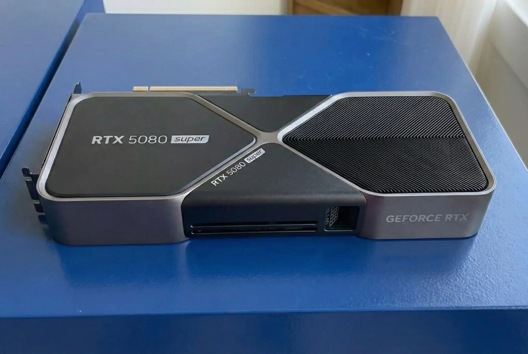 RTX 5080 Super : le report qui change tout en 2026
