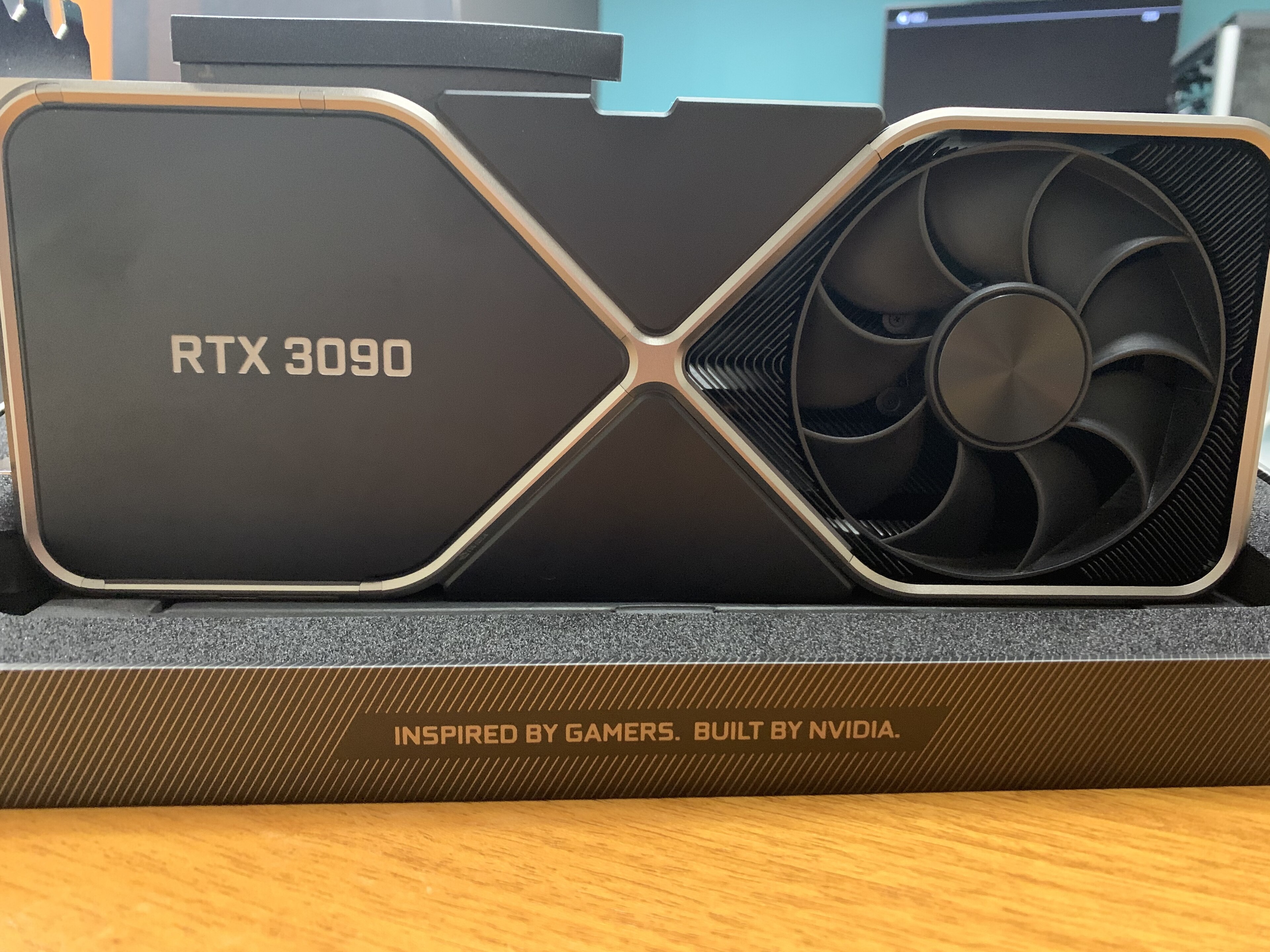 RTX 3060 12 Go relancée : la vraie question, c'est le prix face à la RTX 5060